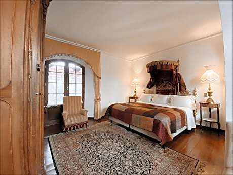 Parador Santa Maria La Real