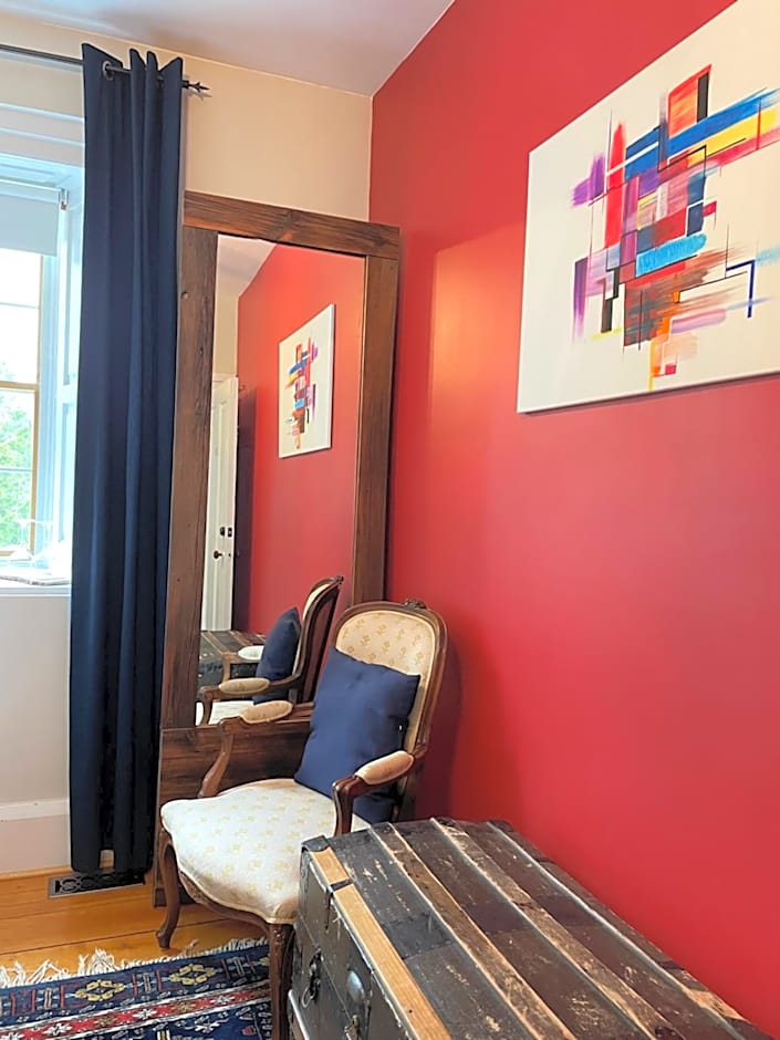 Harlem Stonegate B&B