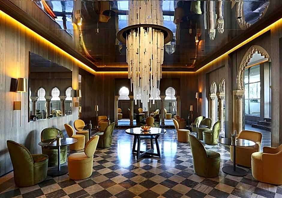 La Tour Hassan Palace