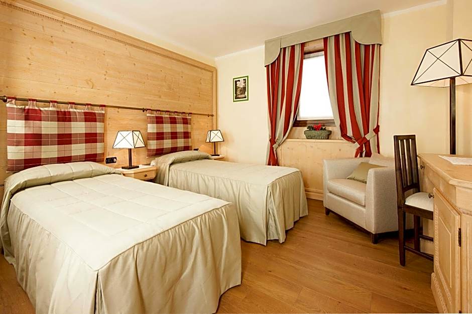 Hotel Edelweiss 3 Stelle SUPERIOR