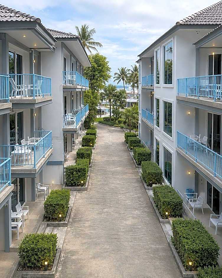 Combo Beach Hotel Samui