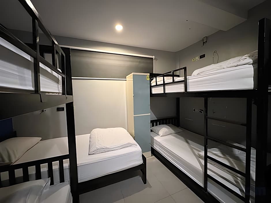 Jellybean The Blocks Hostel Sukhumvit 10