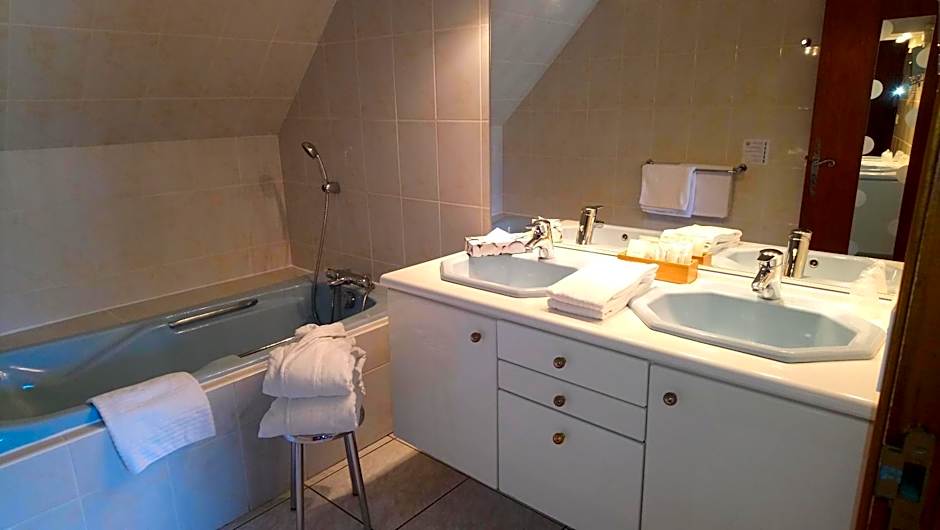 L'Oree des Chenes, The Originals Relais (Relais du Silence)