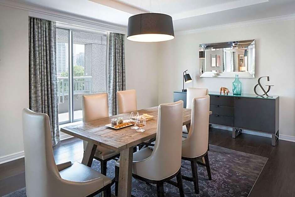 The Logan Philadelphia, Curio Collection by Hilton
