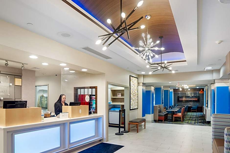 Holiday Inn Express and Suites - Stroudsburg By IHG