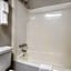 Days Inn & Suites by Wyndham Norton Shores/Muskegon