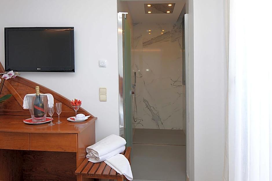 Don Angel & SPA & Padel- Adults Recommended