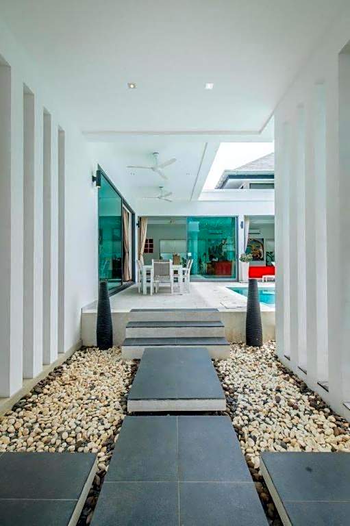 Zen Pool Villa in rawai