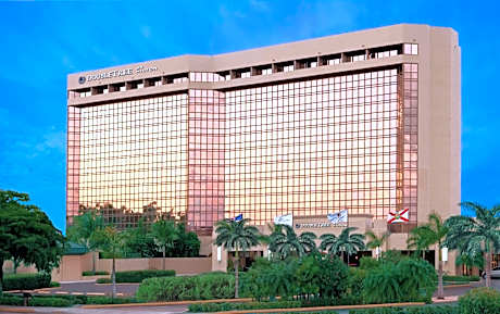 DoubleTree By Hilton Hotel & Miami Airport Convention Center