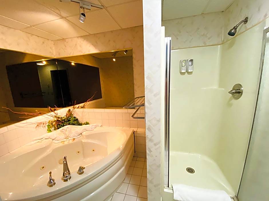 Fleetwood Inn Suites