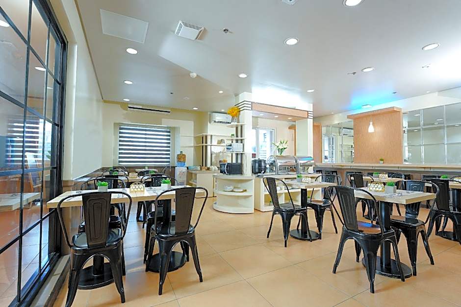 Microtel by Wyndham Davao