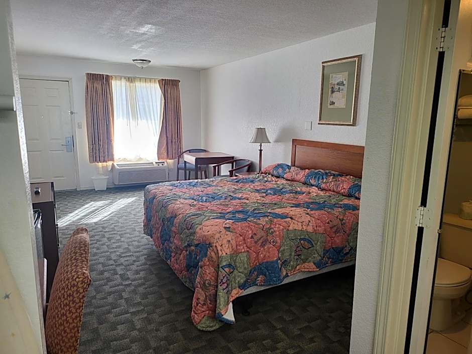 Blue Ribbon Inn and Suites