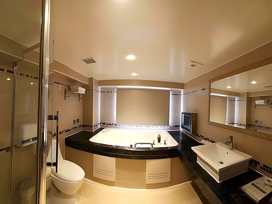 Shihzuwan Hotel – Kaohsiung Station