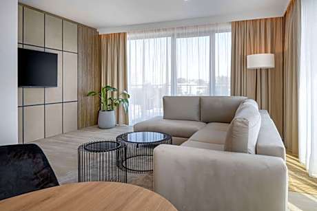 One-Bedroom Suite with Terrace