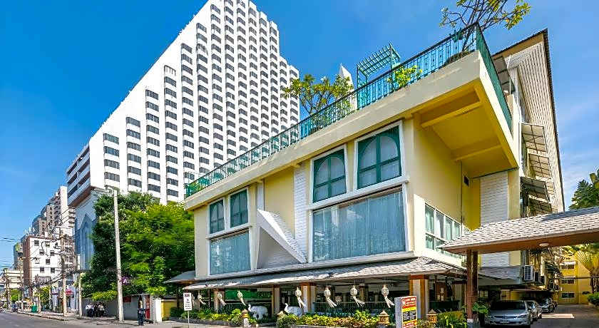 Royal Ivory Sukhumvit Nana by Compass Hospitality