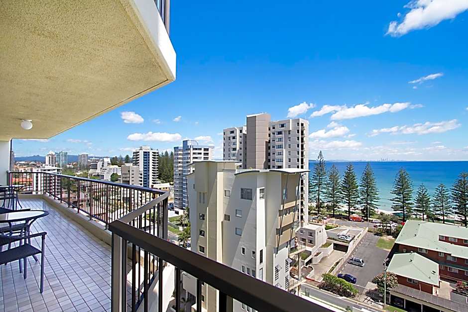 Rainbow Commodore Coolangatta