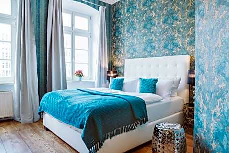 Classic Double Room with City View