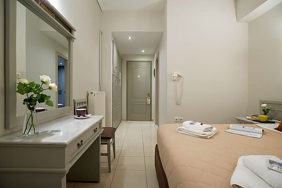 Parnassos Delphi Hotel