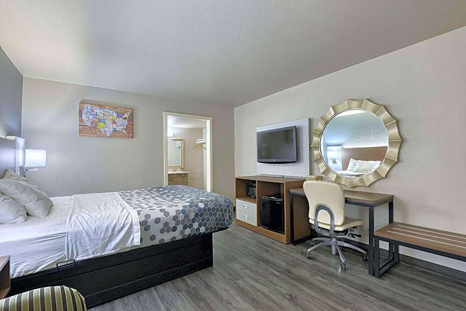 Econo Lodge Neenah