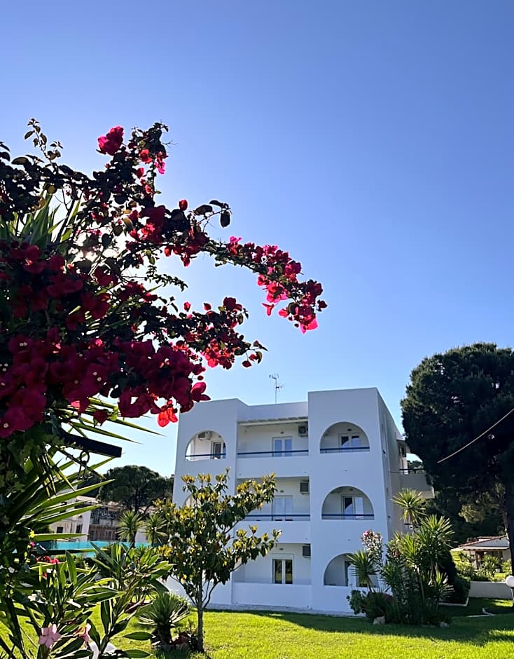 Maistrali Studios Skiathos