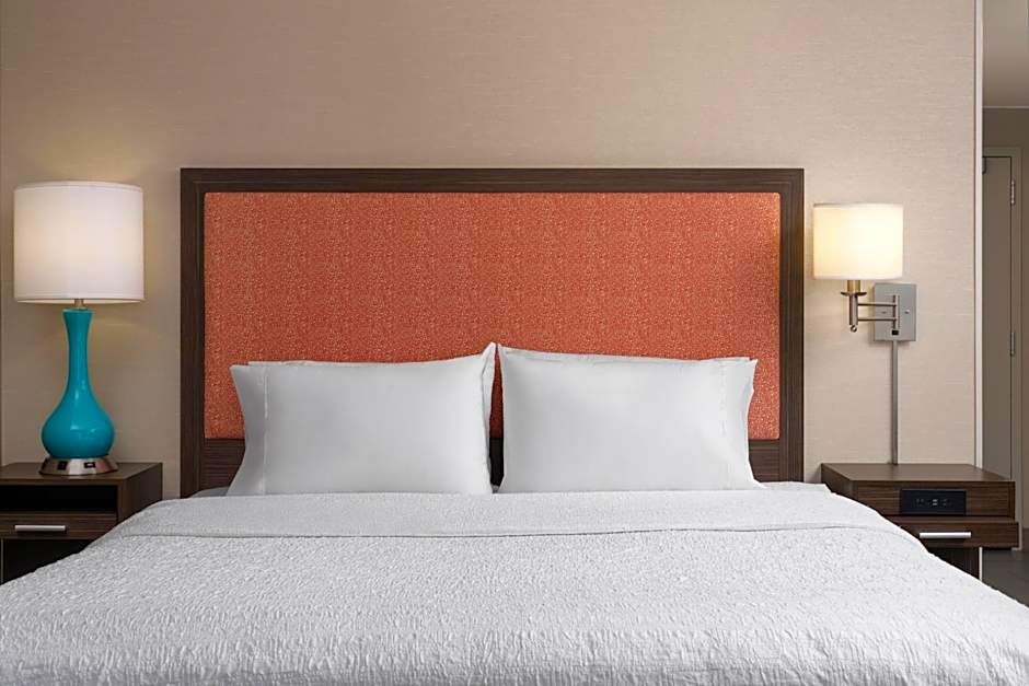 Hampton Inn By Hilton & Suites Yonkers - Westchester, NY