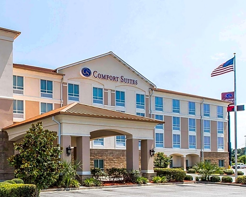 Comfort Suites