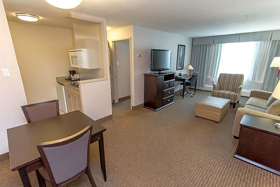 Campus Tower Suite Hotel