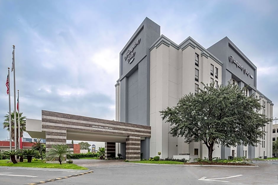 Hampton Inn By Hilton Monterrey-Gallerias