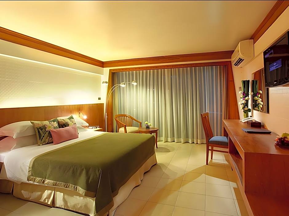 Safari Beach Hotel - SHA Extra Plus