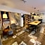 Piano Hotel