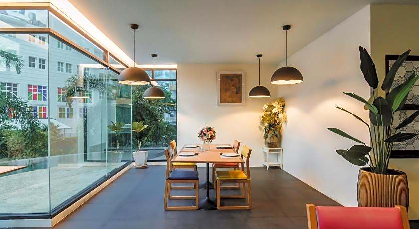 The Lunar Patong Hotel