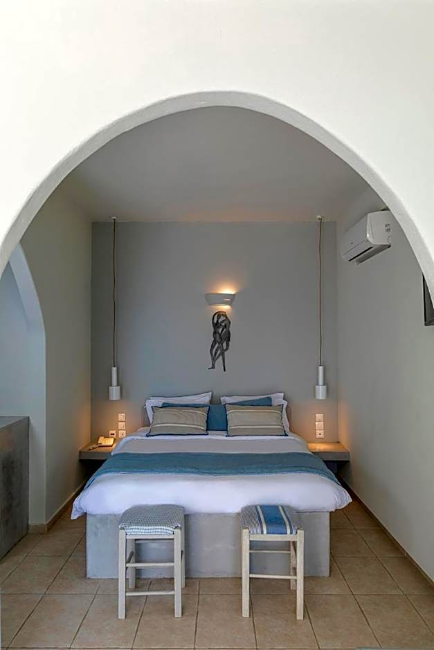 Blue Dolphins Apartments