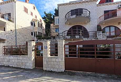 Big Terrace Apartment