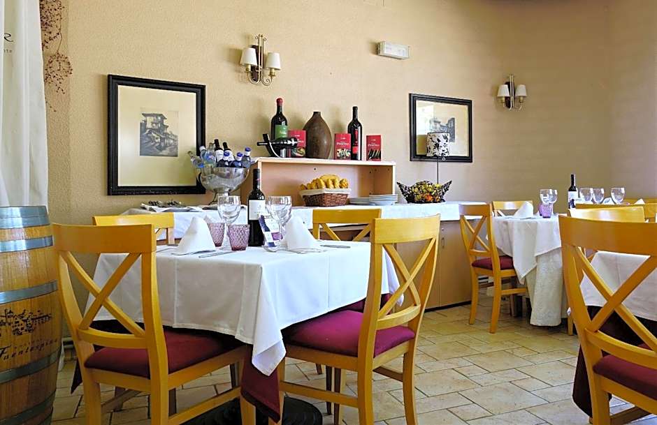 Hotel Vivar