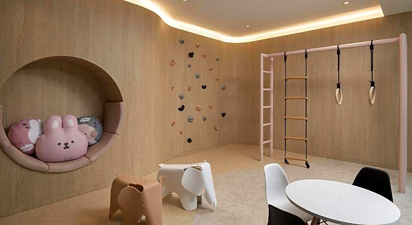 JonoX Phuket Karon Hotel