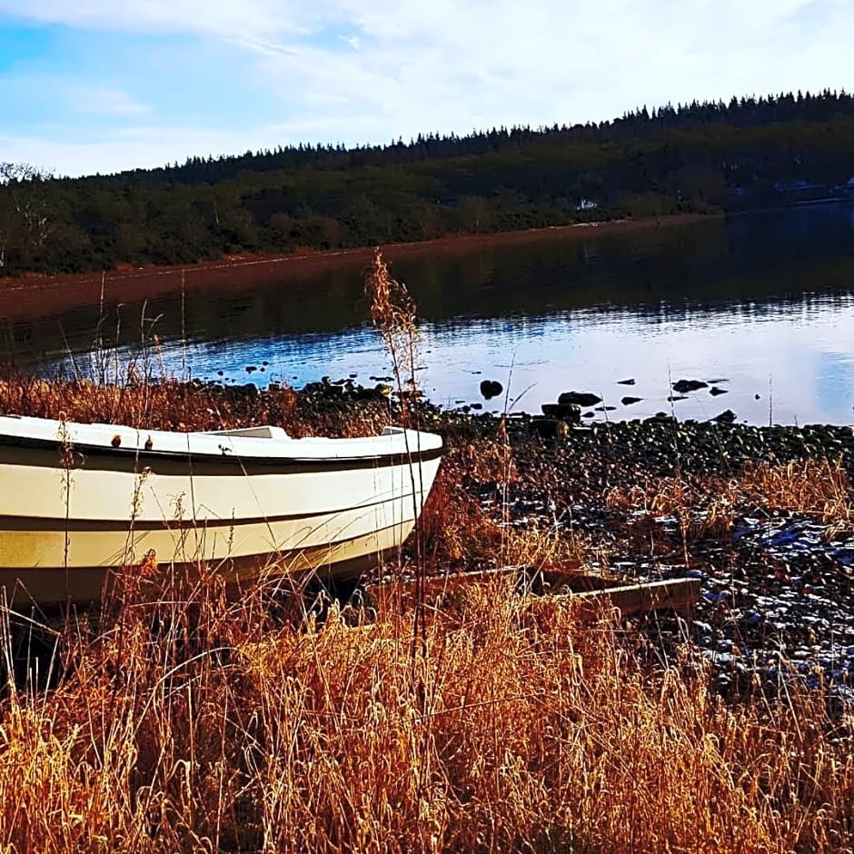 Airanloch Bed & Breakfast, Loch Ness, Adult Only