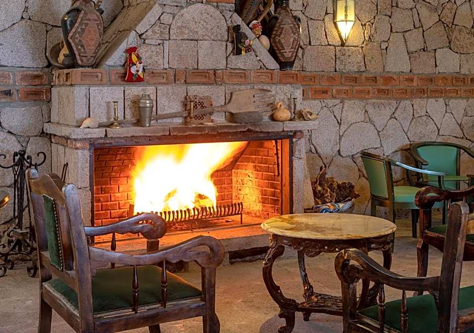 Assos Eden Gardens Hotel