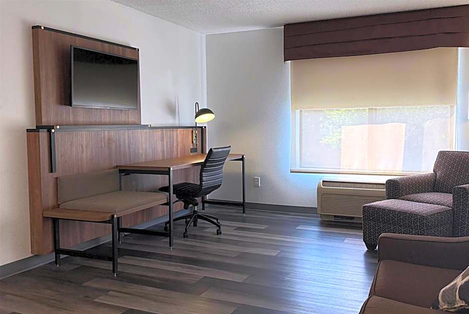 Wingate by Wyndham Indianapolis Airport-Rockville Rd.