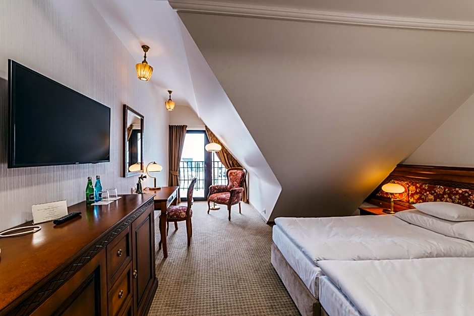 Hotel Paryski Art & Business Zakopane - Basen Jacuzzi Sauna Małpi Gaj