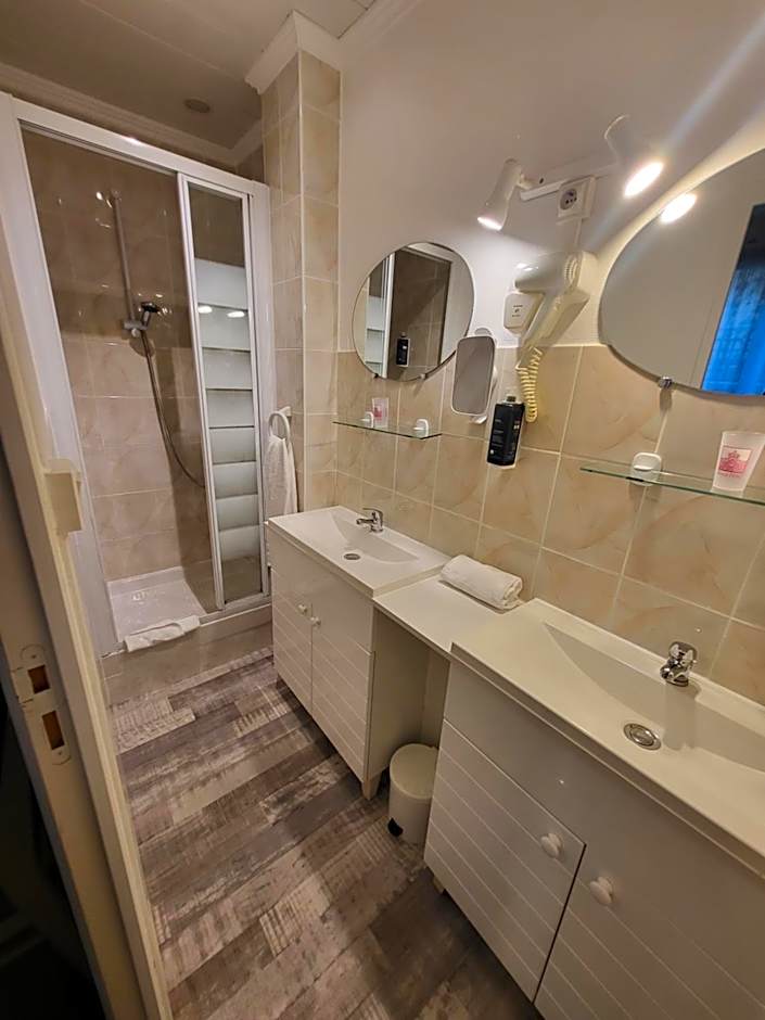Royal Hotel Versailles