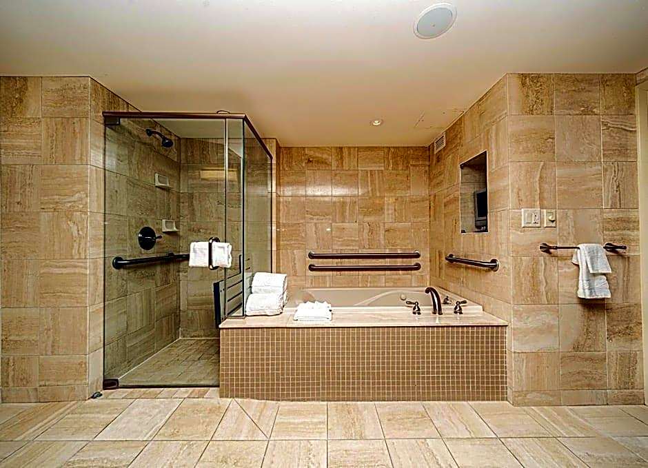 Reno Suites