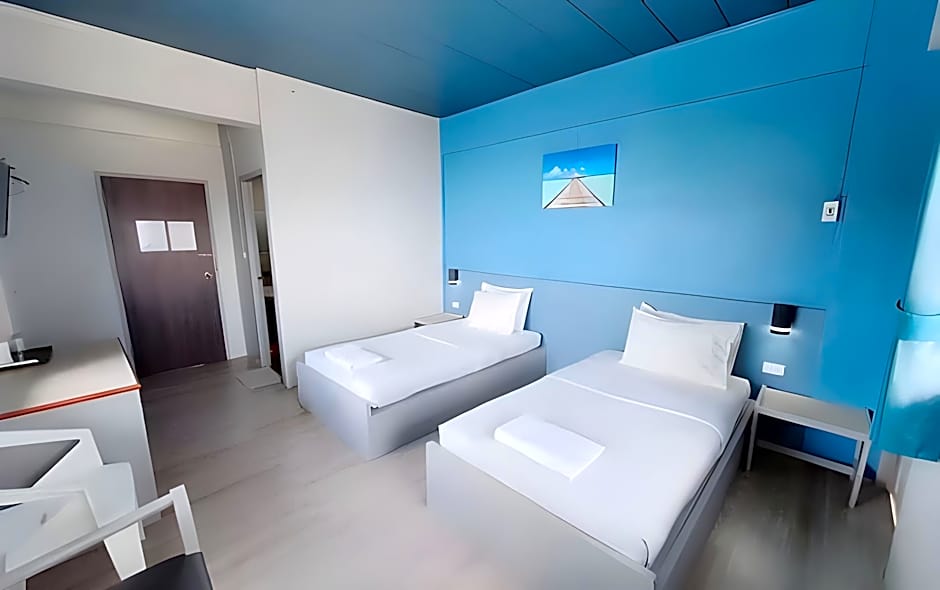 Win Hotel