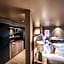 Henningsvær Bryggehotell - by Classic Norway Hotels