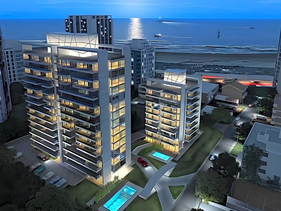 Arenas del Mar Apartments