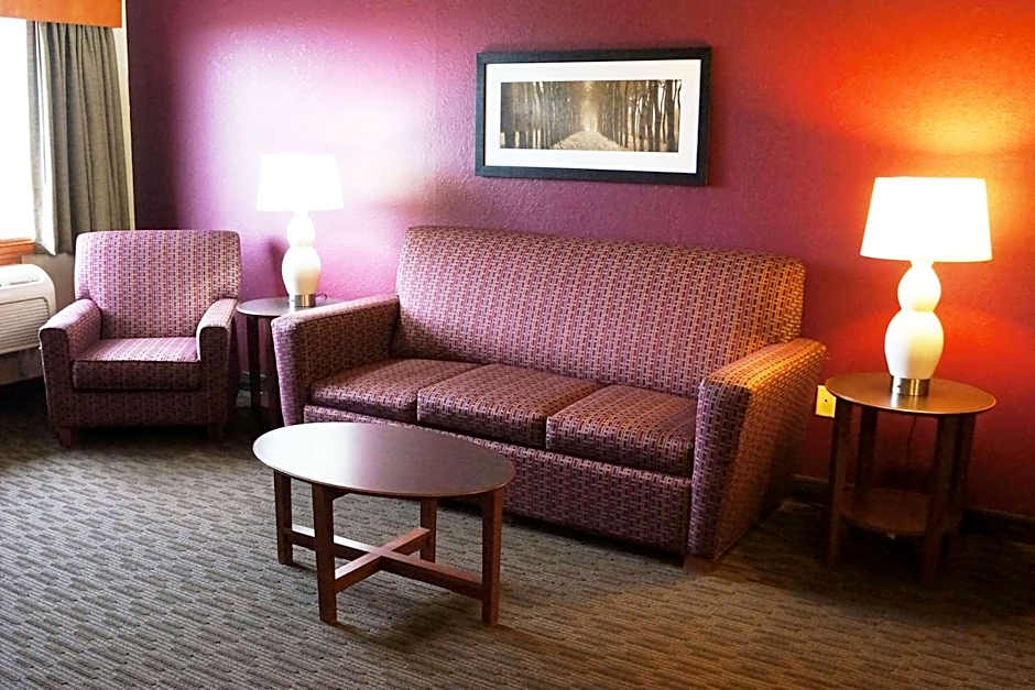 AmericInn by Wyndham Baldwin