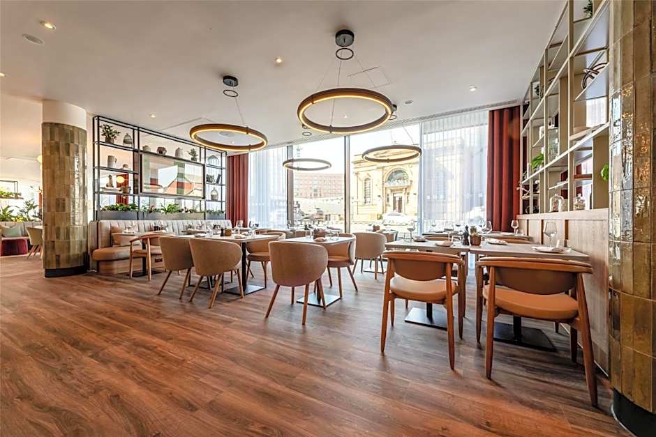 Radisson Hotel Manchester City Centre, A Verified Net Zero Hotel