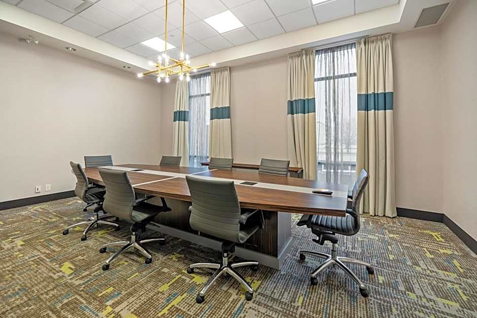 Hampton Inn By Hilton Winnipeg Airport