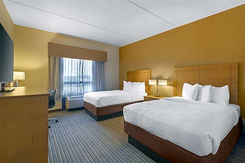 Best Western Royal Plaza Hotel And Trade Center