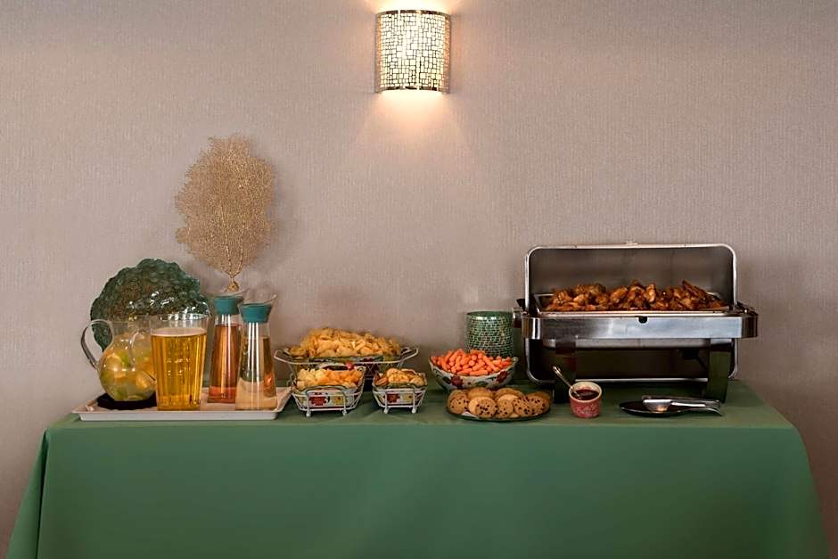 Hampton Inn By Hilton Bellevue