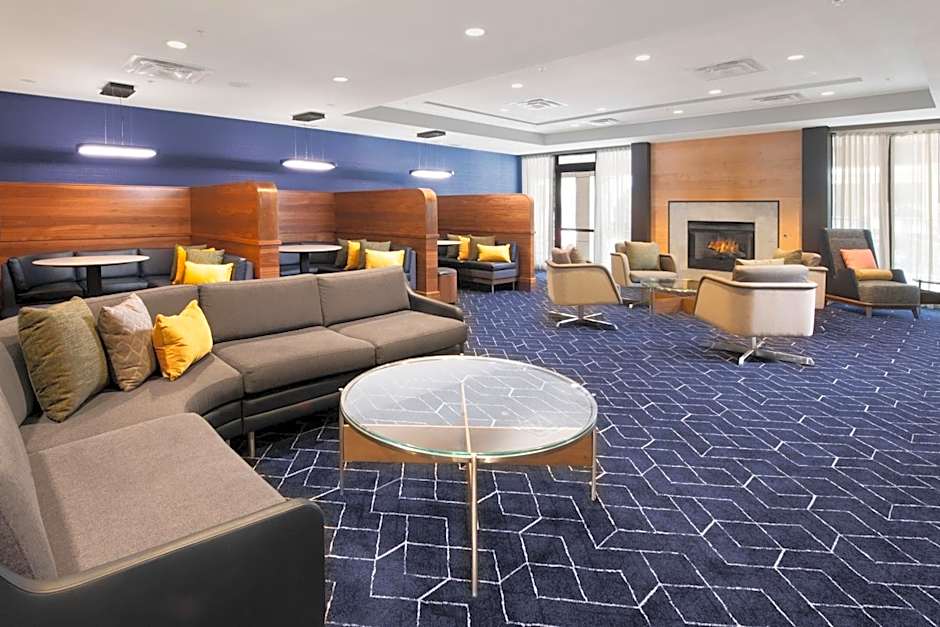 Courtyard by Marriott Dallas Plano in Legacy Park